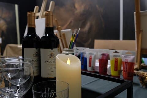 Vin- og malingsopplevelse i Saint Gilles, Belgia