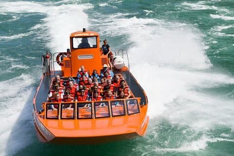 Niagara Falls Maid of the Mist & Jetbootfahrt + Mittagessen (Eis)