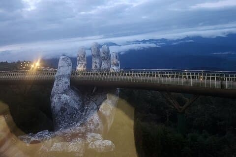 Solnedgang privat tur til GOLDEN BRIDGE BA NA HILLS for at undgå menneskemængde