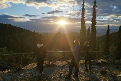 Atens solnedgång Hymettus bergsvandring