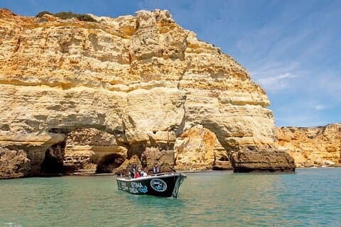 2-Hour Private Boat Trip to Benagil from Armação de Pêra