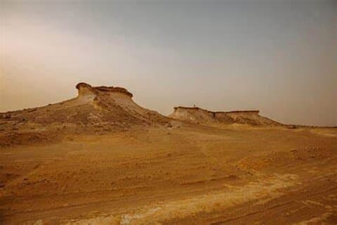 Qatar westkust Zkreet Richard Sierra Camel Track-rotsformatie