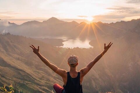 Mount Rinjani Hiking to summit( 2 Days 1 Night )