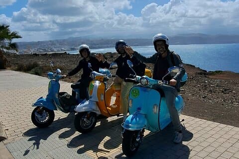Visita guidata con ciclomotore elettrico