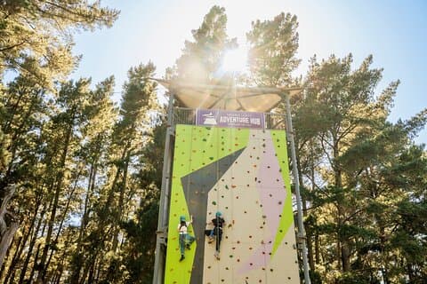 Klettern, Seilrutsche und Mega-Swing-Erlebnis