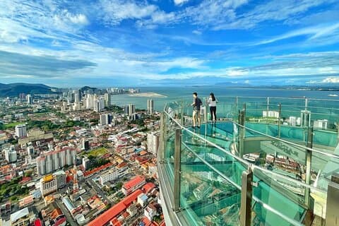 Experiência Penang from Above: City Tour & Top Rainbow Skywalk