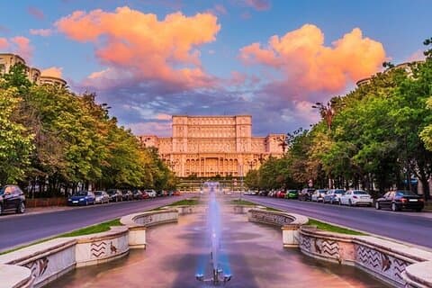 Bucarest: recorrido a pie por el arte callejero con guía