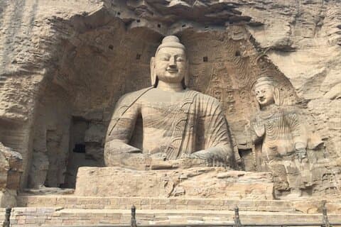 Excursión privada de un día a las grutas de Yungang y el templo colgante en Datong