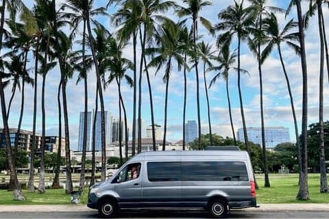 Shared Departure Transfer: Hotel to Maui Kahului Airport