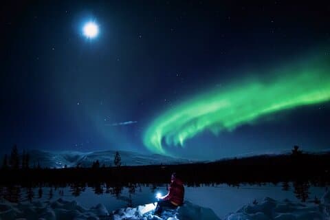 Excursion de chasse garantie à l'Aurora au départ de Rovaniemi avec guide local