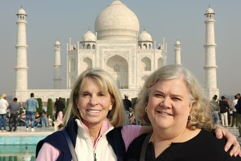 Servicio de guía turístico privado Agra con coche