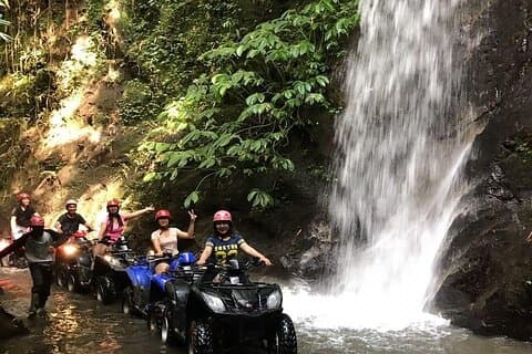Private Bali ATV Ride Wasserfall und Thunel best Track