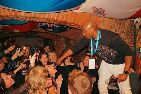 Prague Center Pub Crawl - Open Bar, Welcome Shots & Club Entries