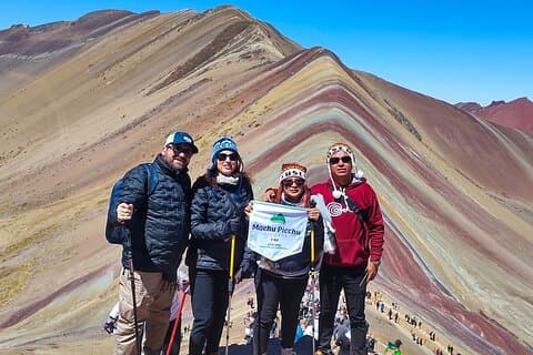 Rainbow Mountain heldagsvandring