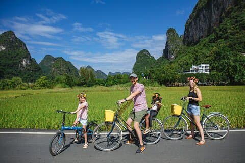 Tour privato di 1 giorno: crociera sul fiume Li da Guilin e Yangshuo in bicicletta