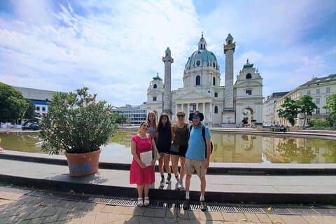 Fall in Love with Vienna in 3 hours- Prive VIP Walk