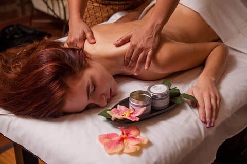 Ultimate Relax : 1 - Massaggio Orario con Maschera Viso : Sharm