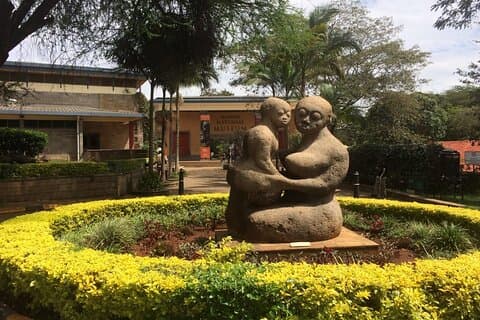 Nairobi National Museum and Snake Park Guided Day Tour