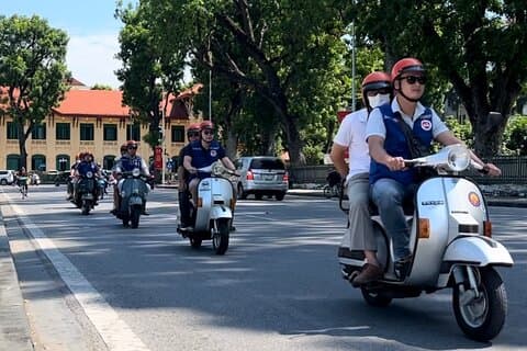 Hanoi After Dark By Vespa : Enastående mat och lokala vibbar