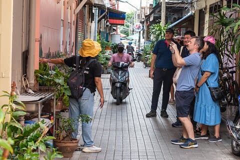 Full Day Original Flavors Food Tour in Phetchaburi from Hua Hin