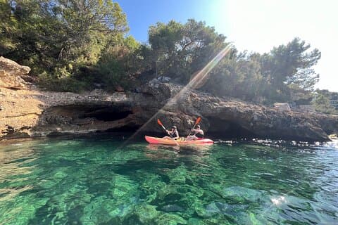Alcudia: begeleide zeekajak- en snorkeltocht (dag en zonsondergang)