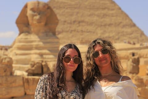 Halbtägige Tour zu den Pyramiden und der Sphinx von Gizeh vom Flughafen Kairo