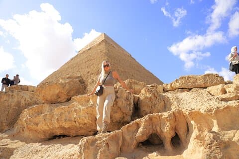 Excursão de dia inteiro às Pirâmides de Gizé, Memphis, Sakkara e Dahshur com guia privado