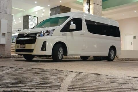 Privater Transfer von Tulum zum Flughafen Cancun – Sicher und komfortabel