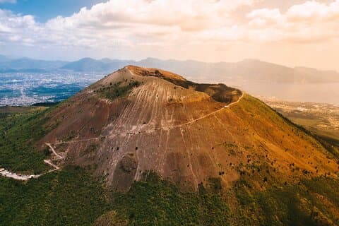 Visita al Vesubio, entrada al cráter y autobús de regreso.