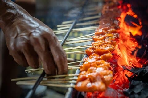 Bali Street Food Tour: Proef authentieke smaken en een avondmarkt