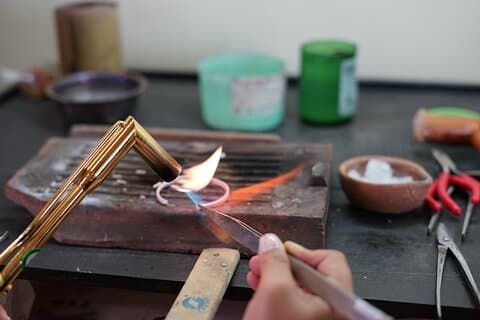 Celuk Bali Clase Prata: Hands-on em prata fazendo classe