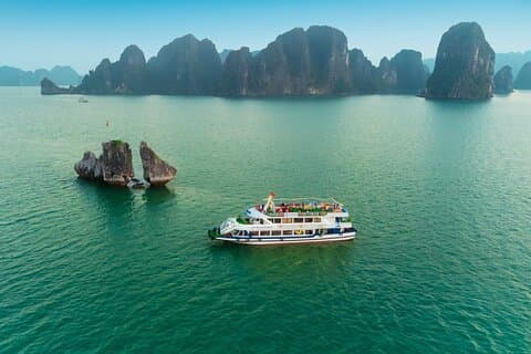 ハロン湾豪華クルーズ旅行： ティトップ島、アメージングケーブ＆カヤック