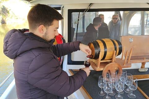Tour privato della valle del Douro con treno e Vinho Verde