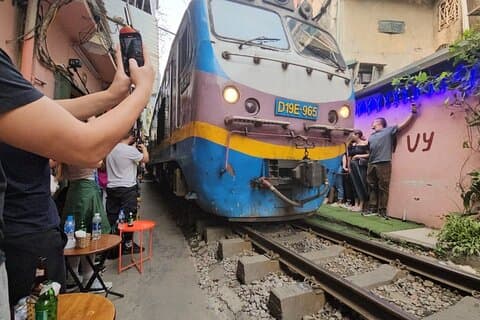 Bedste Hanoi Food Tour 7 forskellige mad smagning besøg Tog Street