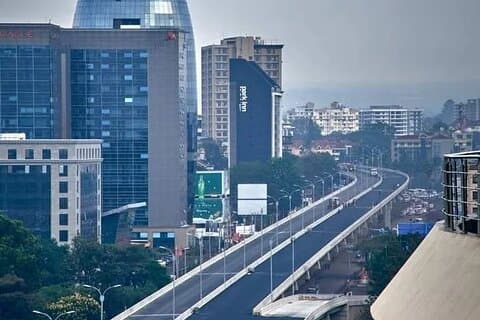 Volledig gepersonaliseerde Nairobi ervaring met een lokale pro Driver