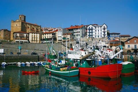 Basque Coast: Gaztelugatxe, Guggenheim and more!