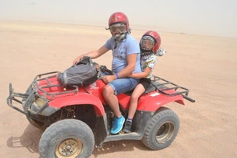 Ochtendfamiliesafari quad, buggy, jeep en bedoeïenen in Hurghada