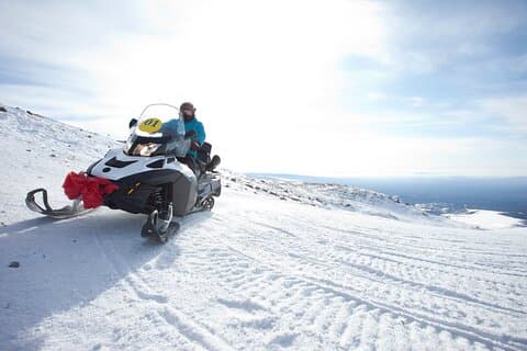 Private Tour Snowmobile Safari Winter - 1 Stunde Fahrt