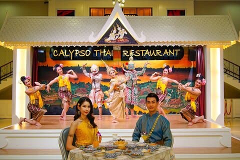 Bangkok Calypso Cabaret med middag och kulturell dans