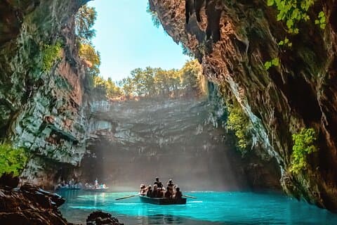 Kefalonia Highlights Tour: Melissani, Winery & Myrtos Beach View