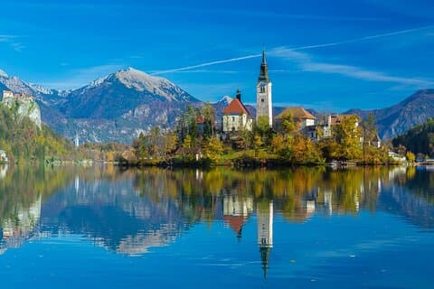 Découvrez la Slovénie : grotte de Postojna, lac de Bled et excursion à Ljubljana