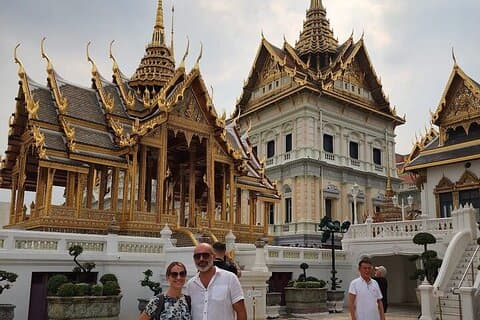 Privat und geführt: Bangkok Top 7 Wonders Tour