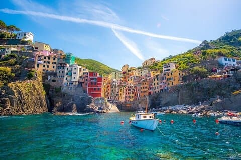 Private Boat Tour Along the Cinque Terre