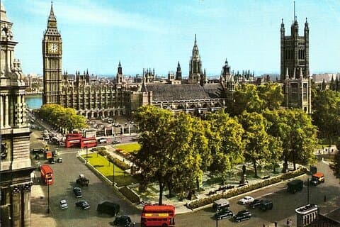 Tour privato della città audio autoguidato a Londra