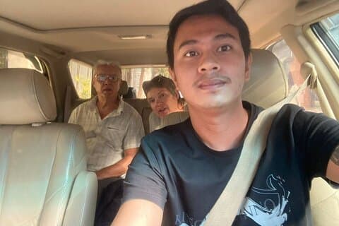 Taxi Phnom Penh or Techo Airport to Sihanoukville or vice versa