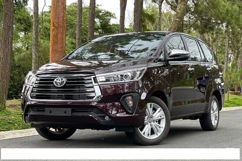 MiniVan of Suv Privétransfer van Potosi Airport POI naar Potosi