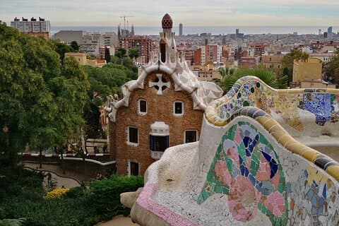 Sagrada Familia and Guell Park Private Tour