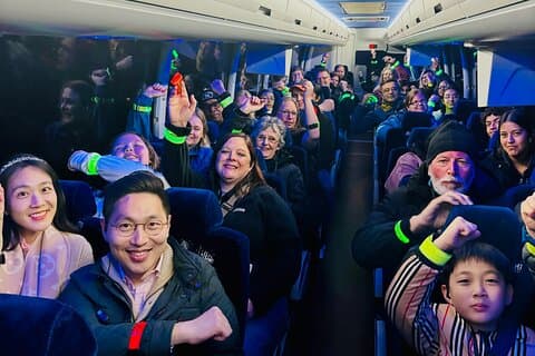 DC Night Tour met magische LED-pick-up / Drop, snacks, LED-armbanden