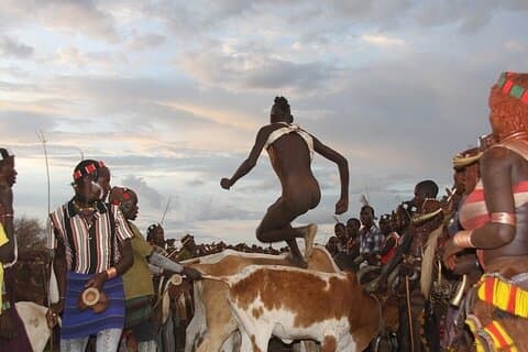 South Omo Valley Tribes: 3-Day Guided Tour from Jinka
