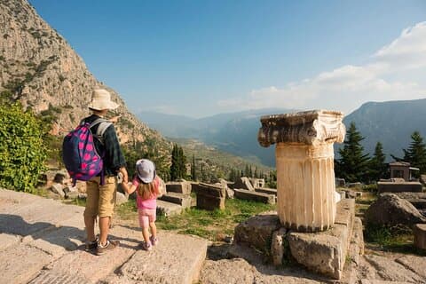 Visite privée des monastères Delphes et Météores 2 jours
